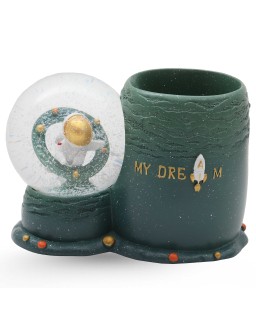 BOULE DE NEIGE + PORTE STYLO - ASTRONAUTE VERT
