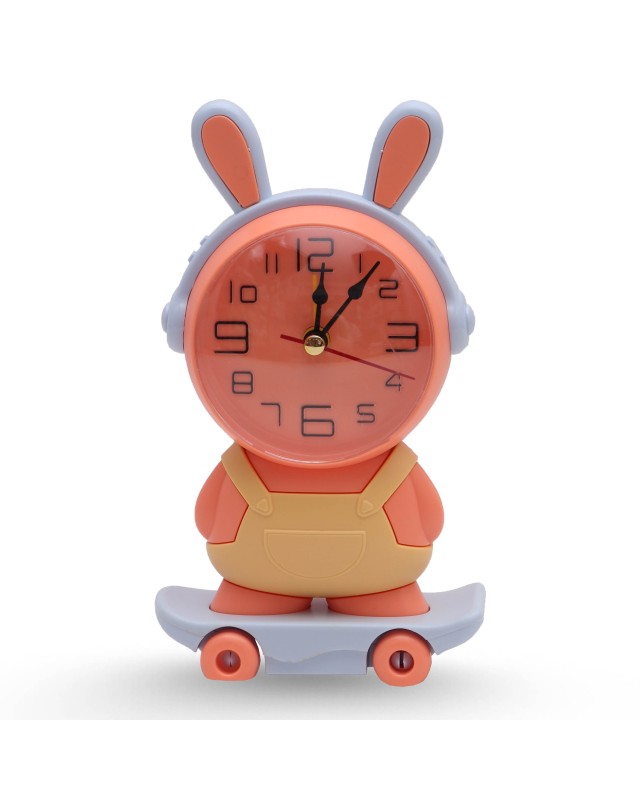 MONTRE CLOCK SUR SKATEBOARD